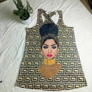 Black queen racerback